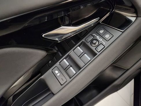 Used 2026 Land Rover Range Rover Evoque S image 22