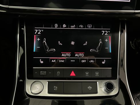 Used 2020 Audi Q7 3.0T Premium image 10
