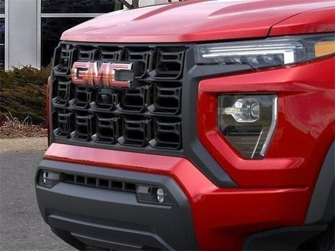 New 2026 GMC Canyon Elevation w/ Convenience Package image 37