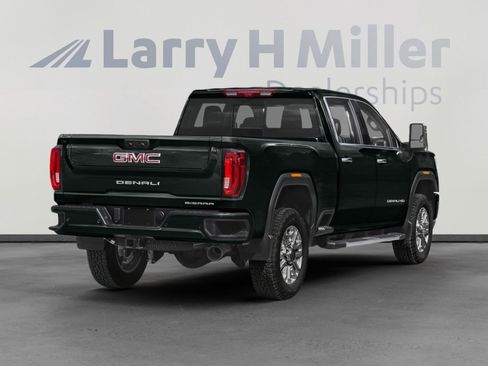 Used 2023 GMC Sierra 3500 Denali w/ Denali Ultimate Package image 2