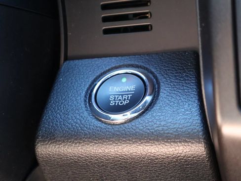 Used 2020 Ford Expedition Limited w/ Equipment Group 302A AWD/4WD image 33