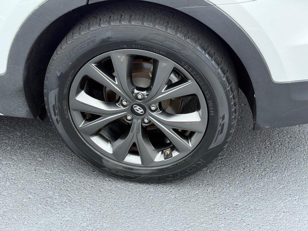 Used 2017 Hyundai Santa Fe Sport AWD/4WD image 7