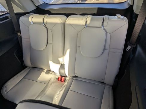 New 2026 Lincoln Aviator 2WD image 16