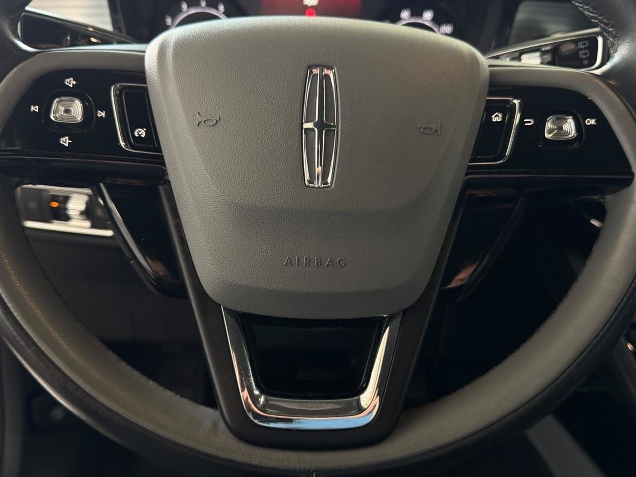 Used 2021 Lincoln Corsair AWD w/ Towing Package I image 22