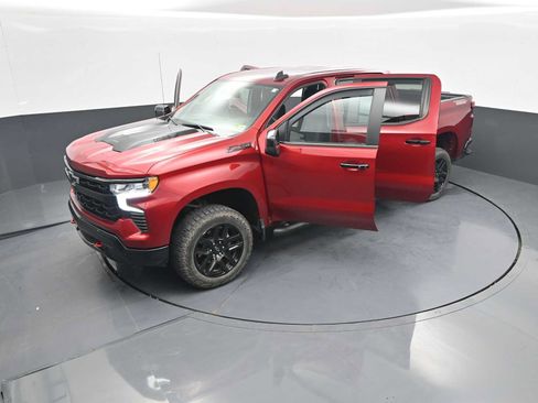 Used 2024 Chevrolet Silverado 1500 LT Trail Boss w/ LPO, Dark Essentials Package AWD/4WD image 41