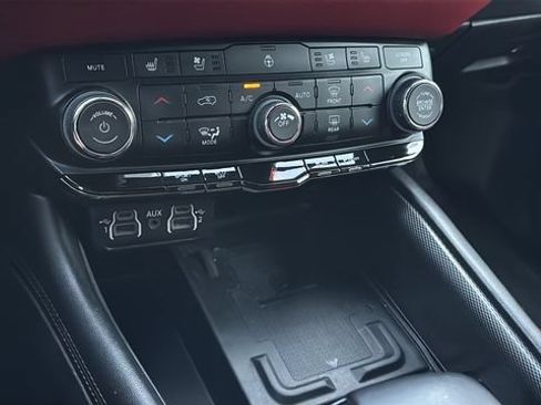 Used 2022 Dodge Durango R/T w/ Trailer Tow Group IV AWD/4WD image 30