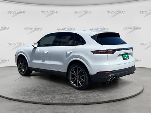 Used 2022 Porsche Cayenne S AWD/4WD image 5