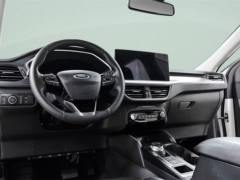 Used 2024 Ford Escape Platinum image 30