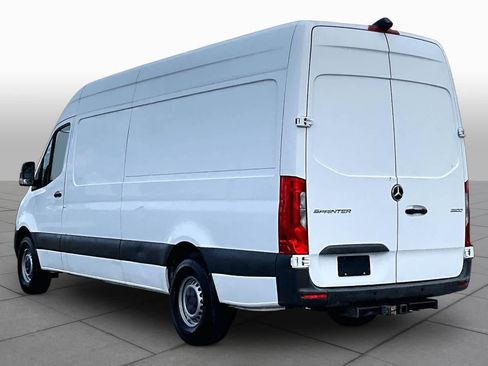Used 2020 Mercedes-Benz Sprinter 2500 image 11