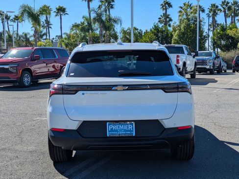 Used 2026 Chevrolet Equinox EV LT w/ LPO, All-Weather Mat Package image 4