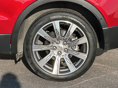 Used 2019 Cadillac XT4 Premium Luxury w/ Enhanced Visibility Package image 9