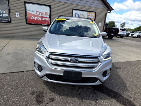 Used 2018 Ford Escape SEL image 2