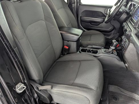 Used 2022 Jeep Gladiator Sport image 34