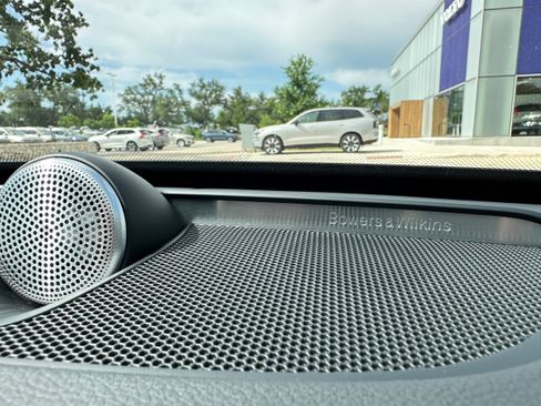 Certified 2024 Volvo XC90 T8 Ultimate image 22