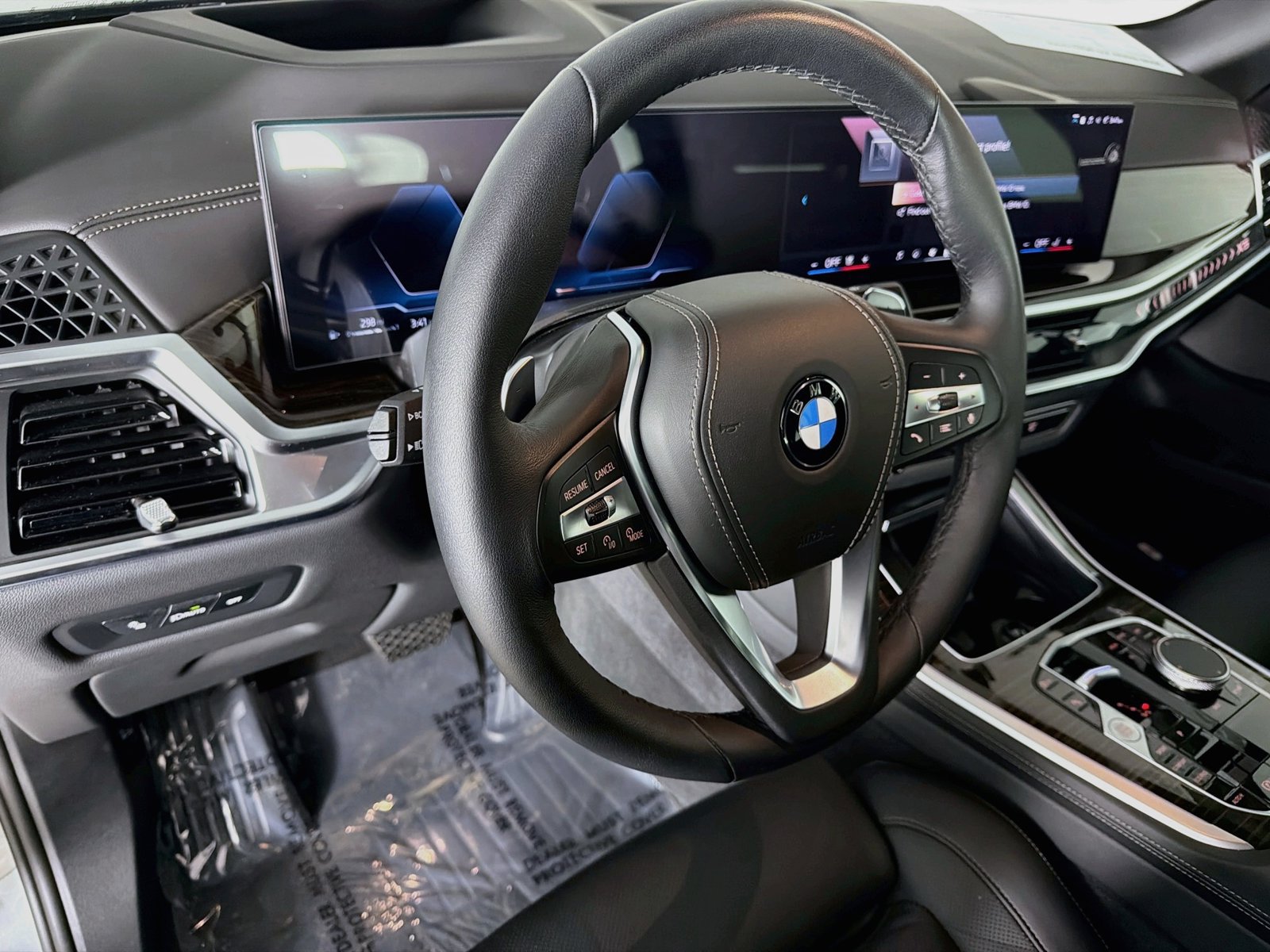 Used 2026 BMW X5 sDrive40i w/ Premium Package RWD image 9