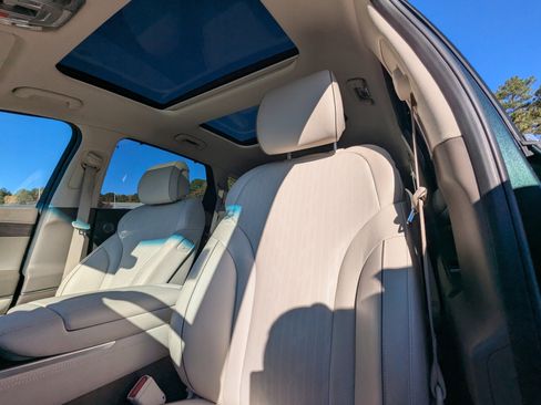 Used 2023 Genesis GV80 2.5T w/ Advanced Package image 9