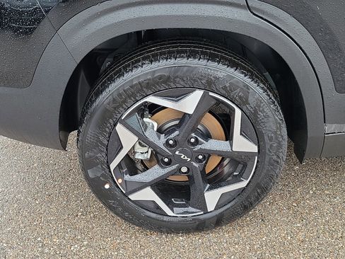 New 2026 Kia Seltos S image 9