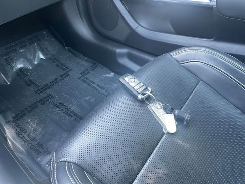 Used 2024 Ford Mustang Premium image 22