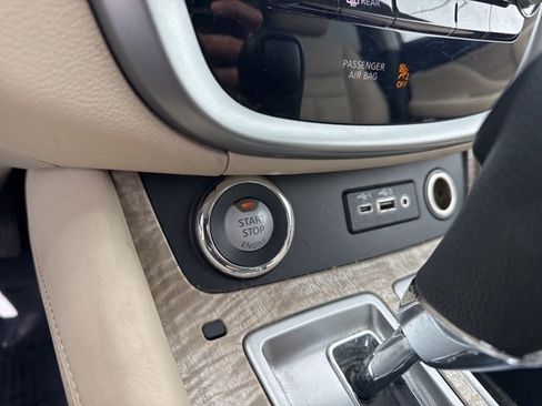 Used 2023 Nissan Murano SL image 29