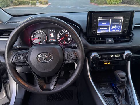 Used 2020 Toyota RAV4 LE w/ Carpet Mat Package FWD image 14
