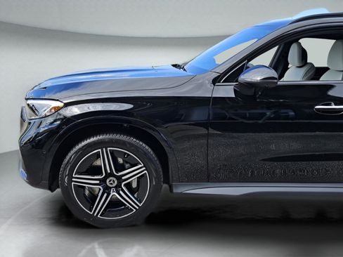 New 2026 Mercedes-Benz GLC 300 image 35