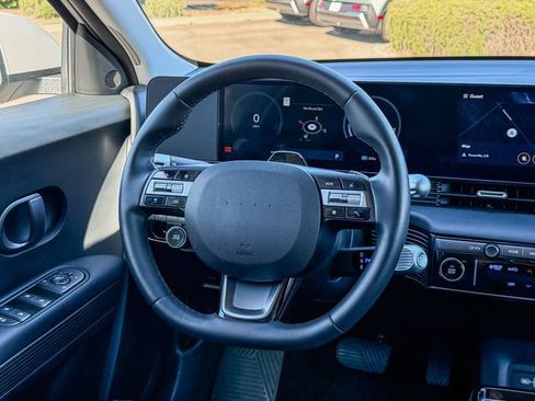 Certified 2025 Hyundai Ioniq 5 SE RWD image 17