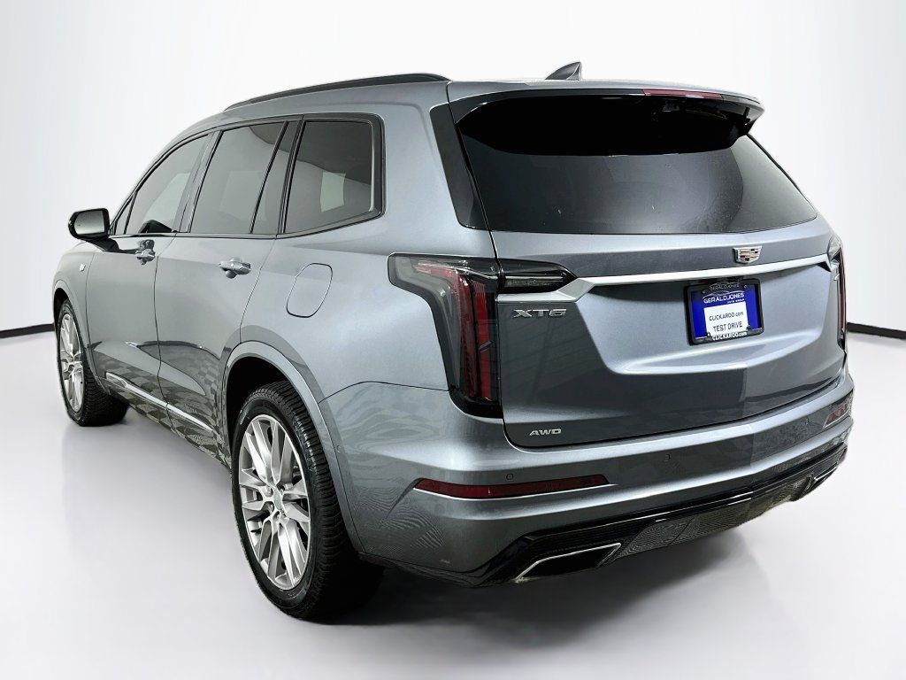 Used 2021 Cadillac XT6 Sport w/ Platinum Package AWD/4WD image 6