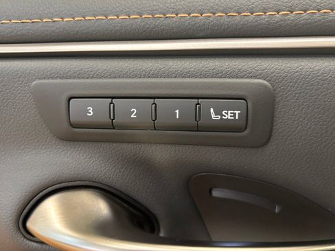 Used 2024 Lexus ES 250 w/ Premium Package AWD/4WD image 26