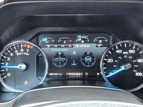 Used 2017 Ford F250 Lariat w/ Lariat Value Package image 18