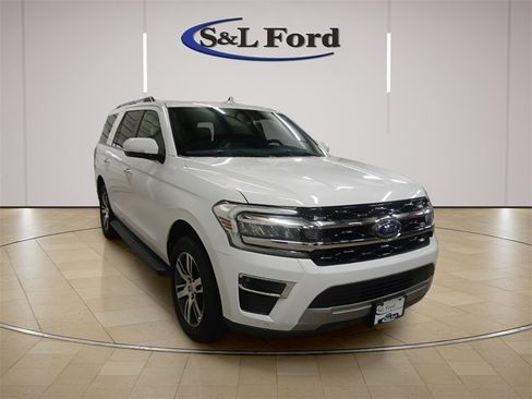 Certified 2024 Ford Expedition Limited image 6