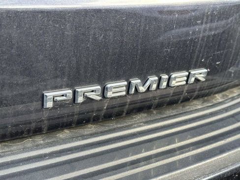 Certified 2023 Chevrolet Suburban Premier image 10