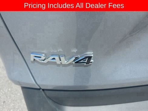 Used 2025 Toyota RAV4 XLE w/ Convenience Package AWD/4WD image 4