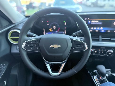 New 2026 Chevrolet Trax LT w/ Driver Confidence Package image 6