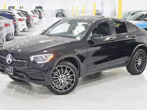 Used 2022 Mercedes-Benz GLC 300 4MATIC Coupe image 7
