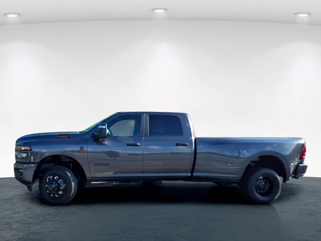 New 2027 RAM 3500 Big Horn AWD/4WD image 5