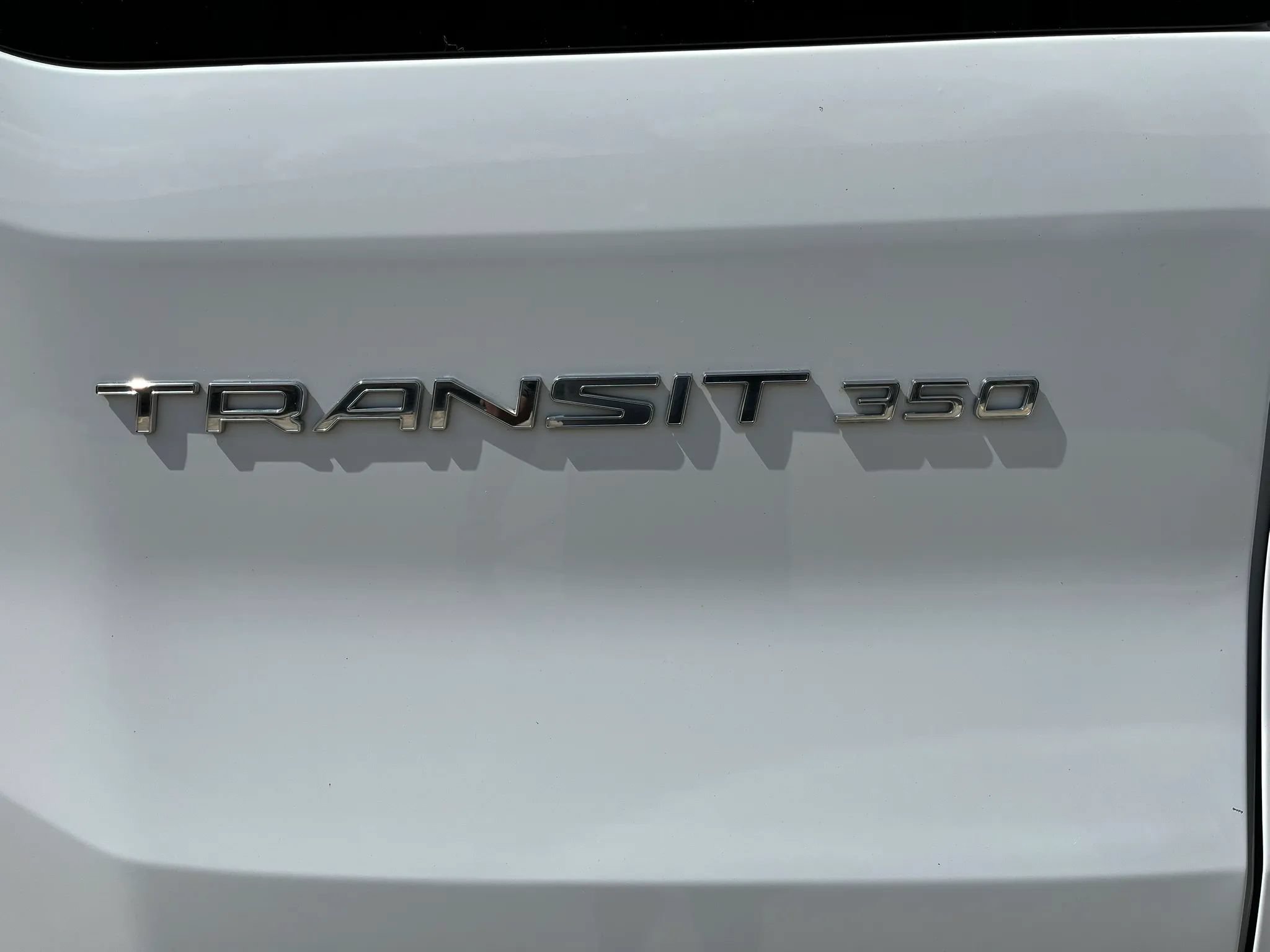 Used 2018 Ford Transit 350 XL RWD image 5
