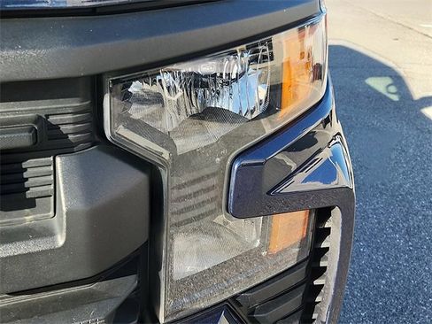 Certified 2022 Chevrolet Silverado 1500 Custom image 9