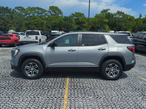 Used 2026 GMC Terrain Elevation AWD/4WD image 3