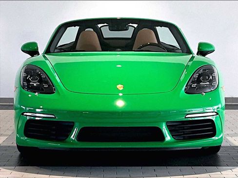 Used 2023 Porsche 718 Boxster S w/ Sport Chrono Package image 13