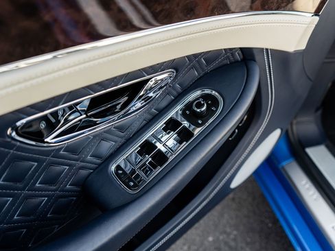 Used 2020 Bentley Continental GT AWD/4WD image 24