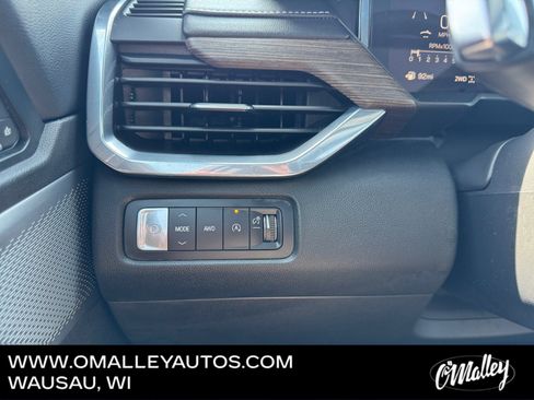 Used 2024 GMC Acadia Denali w/ Super Cruise Package AWD/4WD image 18