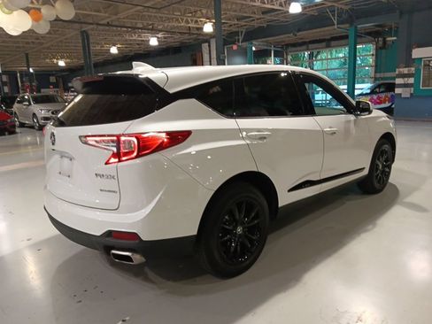 Used 2025 Acura RDX SH-AWD image 10