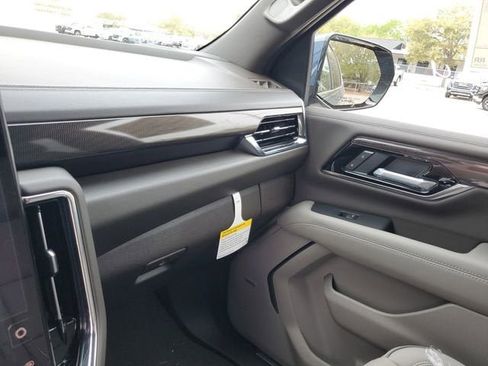 New 2026 GMC Yukon Elevation w/ Elevation Premium Package image 25