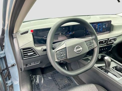 New 2026 Nissan Sentra SV w/ Floor Mat Package FWD image 7