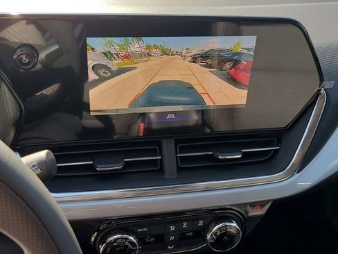 New 2026 Chevrolet Trax LT image 32