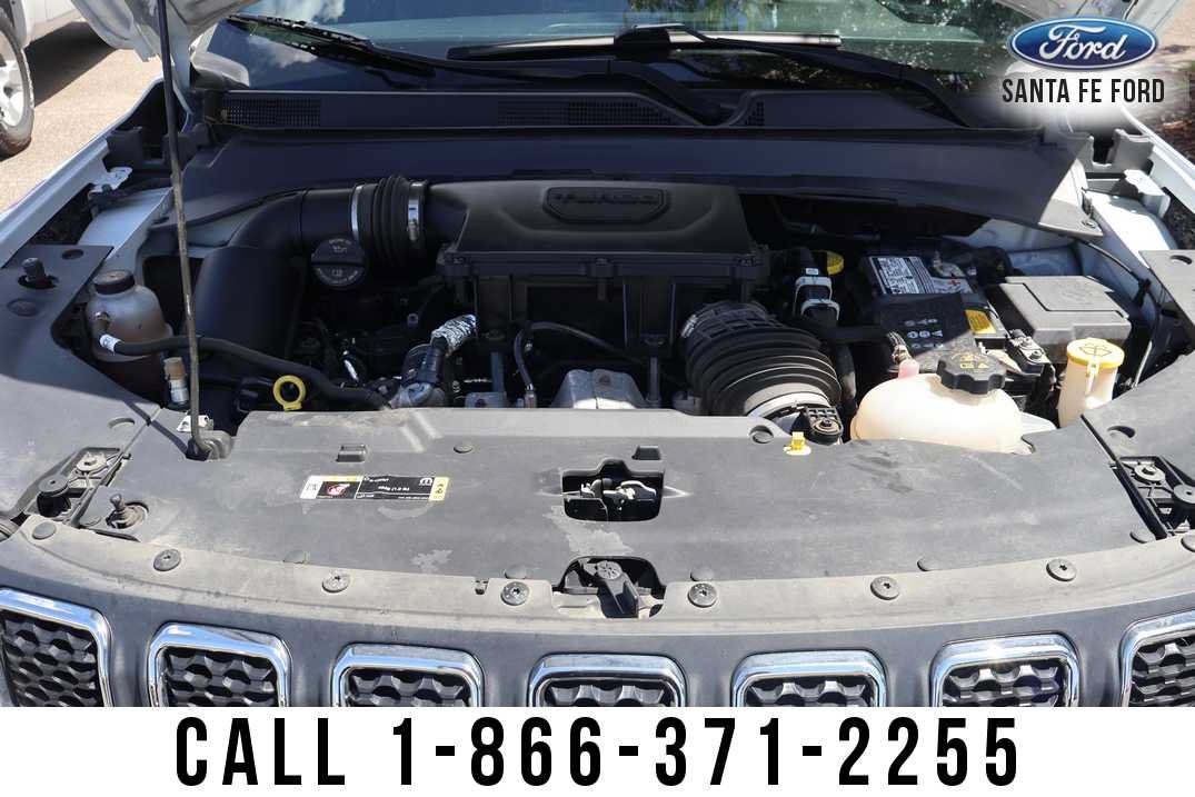 Used 2024 Jeep Compass Latitude w/ Altitude Special Edition AWD/4WD image 31