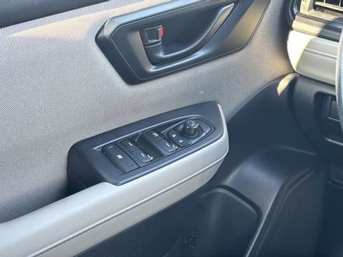 Certified 2025 Subaru Forester Base image 20