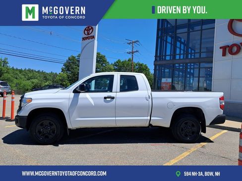 Used 2016 Toyota Tundra 4x4 Double Cab image 2