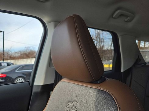 Used 2024 Ford Bronco Sport Outer Banks w/ Tech Package image 27