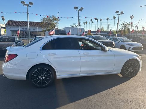 Used 2020 Mercedes-Benz C 300 Sedan image 9